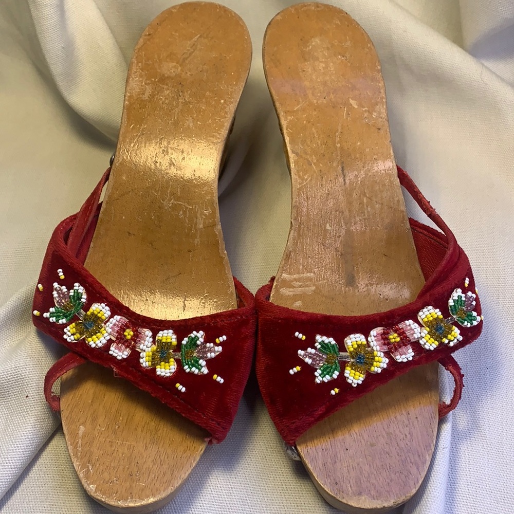 Handmade antique/vintage beaded carved heel shoes 2